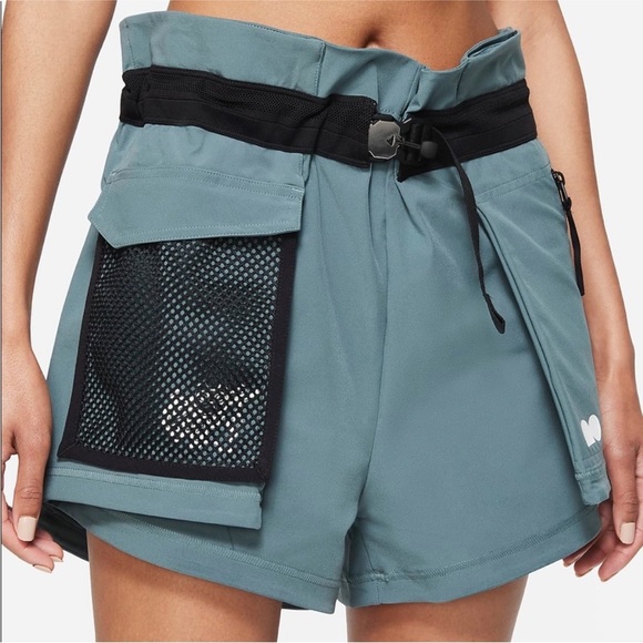 Nike Pants - Nike Women’s Naomi Osaka Tennis Utility Shorts size medium blue grey DH5197-387